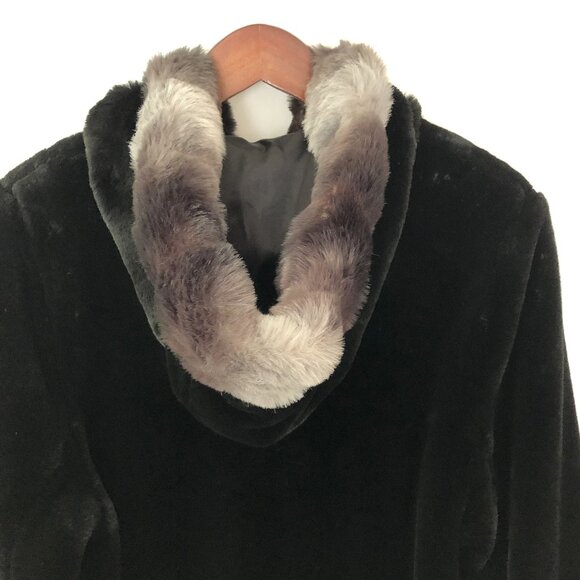 Novelti For Melanie Lyne Faux Fur Cocoon Coat - Picture 8 of 8